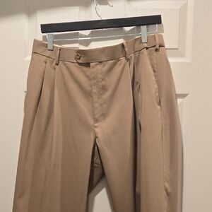 Covington Men's Classic Tan/Light Brown Dress Pants 36x32